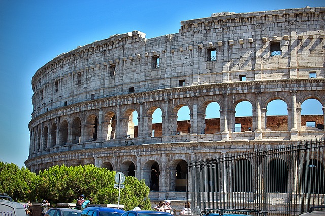 colosseum-4673265_640.jpg